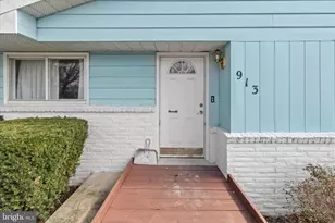 913 Gobin St, Carlisle, PA 17013 - Photo 3