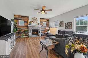 7 Waverly Ln, Carlisle, PA 17015 - Photo 11