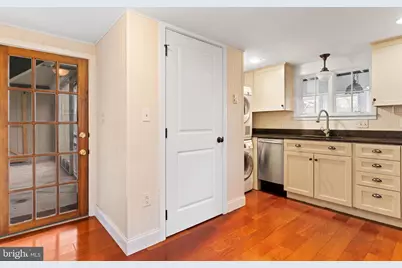 229 W Simpson Street, Mechanicsburg, PA 17055 - Photo 13