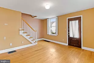 229 W Simpson St, Mechanicsburg, PA 17055 - Photo 3