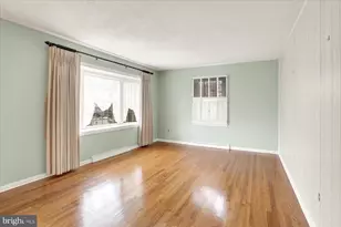 323 Evergreen St, New Cumberland, PA 17070 - Photo 3