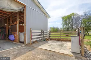 1130 W Trindle Rd, Mechanicsburg, PA 17050 - Photo 9