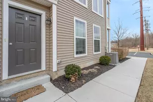 3038 Meridian Cmns, Mechanicsburg, PA 17055 - Photo 3