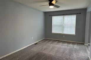 6402 Creekbend Dr, Mechanicsburg, PA 17050 - Photo 5