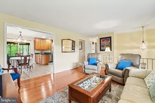 300 Thomas Dr, Mechanicsburg, PA 17050 - Photo 5