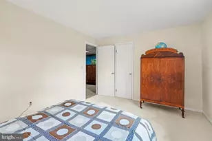 300 Thomas Dr, Mechanicsburg, PA 17050 - Photo 17