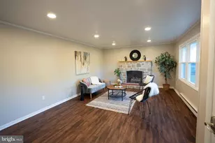 118 Sycamore Dr, Mount Holly Springs, PA 17065 - Photo 1