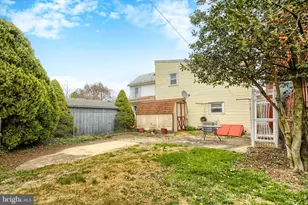 430 N East St, Carlisle, PA 17013 - Photo 29