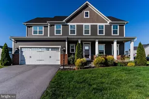 204 Harrier Dr, Mechanicsburg, PA 17050 - Photo 1