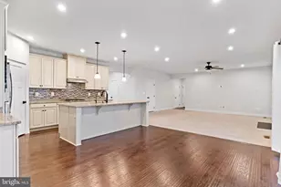 204 Harrier Dr, Mechanicsburg, PA 17050 - Photo 11
