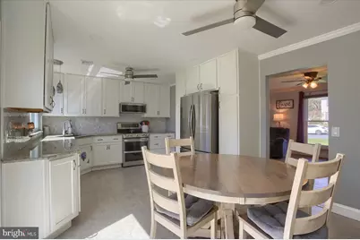 915 Derbyshire Avenue, Mechanicsburg, PA 17055 - Photo 11