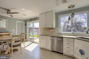 915 Derbyshire Ave, Mechanicsburg, PA 17055 - Photo 13