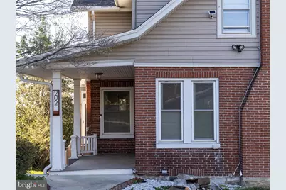 202 Walnut Street, Lemoyne, PA 17043 - Photo 1