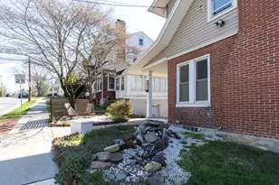 202 Walnut St, Lemoyne, PA 17043 - Photo 3