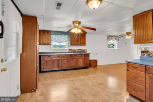 407 Potato Rd, Carlisle, PA 17015 - Photo 9