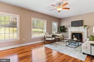 8 Bayberry Rd, Carlisle, PA 17013 - Photo 3