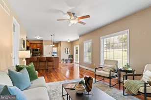 8 Bayberry Rd, Carlisle, PA 17013 - Photo 5