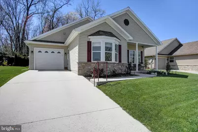 25 Colonial Court, Shippensburg, PA 17257 - Photo 1