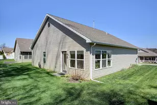 25 Colonial Ct, Shippensburg, PA 17257 - Photo 41