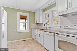 251 E Pomfret St, Carlisle, PA 17013 - Photo 11