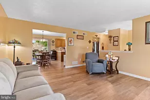 22 Cobblestone Dr, Carlisle, PA 17015 - Photo 7