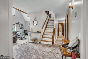 300 Hollowbrook Dr, Carlisle, PA 17013 - Photo 7