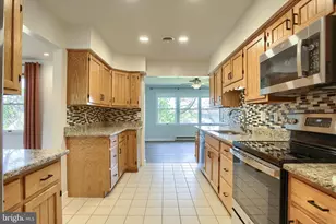 313 Croghan Dr, Carlisle, PA 17013 - Photo 11