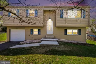 3912 Brookridge Dr, Mechanicsburg, PA 17050 - Photo 1