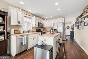 9 Creek Bank Dr, Mechanicsburg, PA 17050 - Photo 7