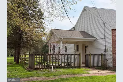 195 E Yellowbreeches Road, Carlisle, PA 17015 - Photo 3