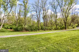 Belle Dr, Carlisle, PA 17015 - Photo 13