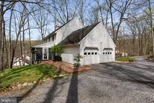 662 Shannon Rd, Boiling Springs, PA 17007 - Photo 5