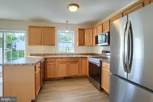 4815 E Trindle Rd, Mechanicsburg, PA 17050 - Photo 13