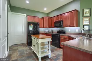 202 Carmella Dr, Mechanicsburg, PA 17050 - Photo 11