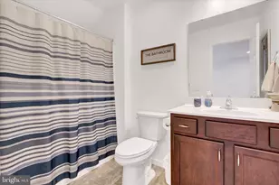 800 Aurora Dr, Mechanicsburg, PA 17055 - Photo 19