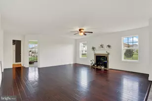 43 Danbury Dr, Mechanicsburg, PA 17050 - Photo 3
