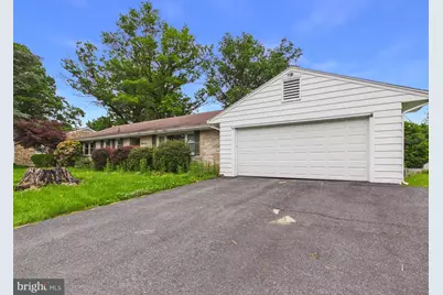 29 Central Boulevard, Camp Hill, PA 17011 - Photo 3
