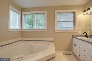 328 E Meadow Dr, Mechanicsburg, PA 17055 - Photo 21