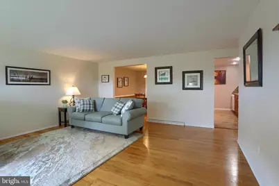 5221 Stuart Drive, Mechanicsburg, PA 17055 - Photo 5