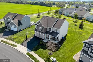 52 Danbury Dr, Mechanicsburg, PA 17050 - Photo 3
