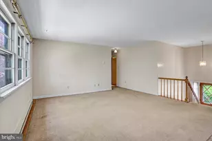 8 W Winding Hill Rd, Mechanicsburg, PA 17055 - Photo 15