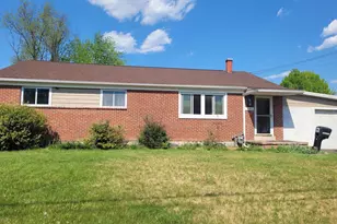 16 Bellmore Rd, Camp Hill, PA 17011 - Photo 3