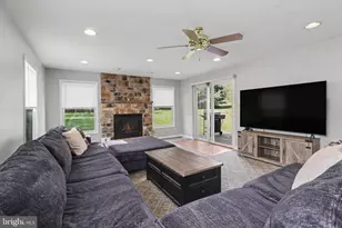 204 Burnt House Rd, Carlisle, PA 17015 - Photo 7