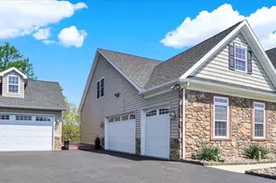 1416 Summit Way, Mechanicsburg, PA 17050 - Photo 3