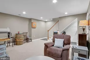 528 W Simpson St, Mechanicsburg, PA 17055 - Photo 27