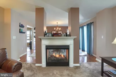 4250 Roth Farm Village Cir, Mechanicsburg, PA 17050 - Photo 11