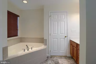 4250 Roth Farm Village Cir, Mechanicsburg, PA 17050 - Photo 27