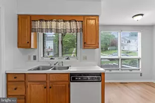 1724 Creek Vista Dr, New Cumberland, PA 17070 - Photo 11
