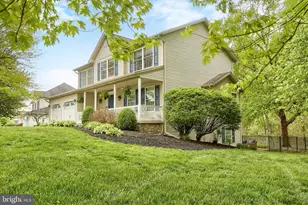 6319 Valleybrook Dr, Mechanicsburg, PA 17050 - Photo 3