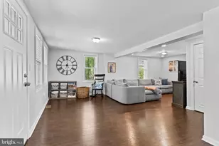 350 G St, Carlisle, PA 17013 - Photo 5